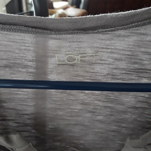 LOFT Long Sleeve Shirt. - Picture 4 of 4